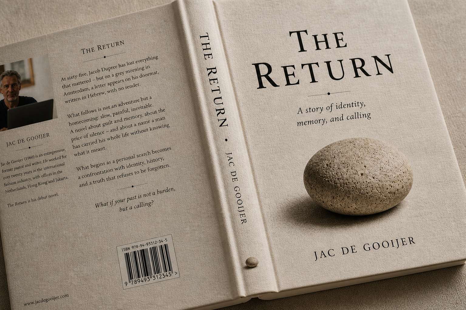 NOVEL THE RETURN